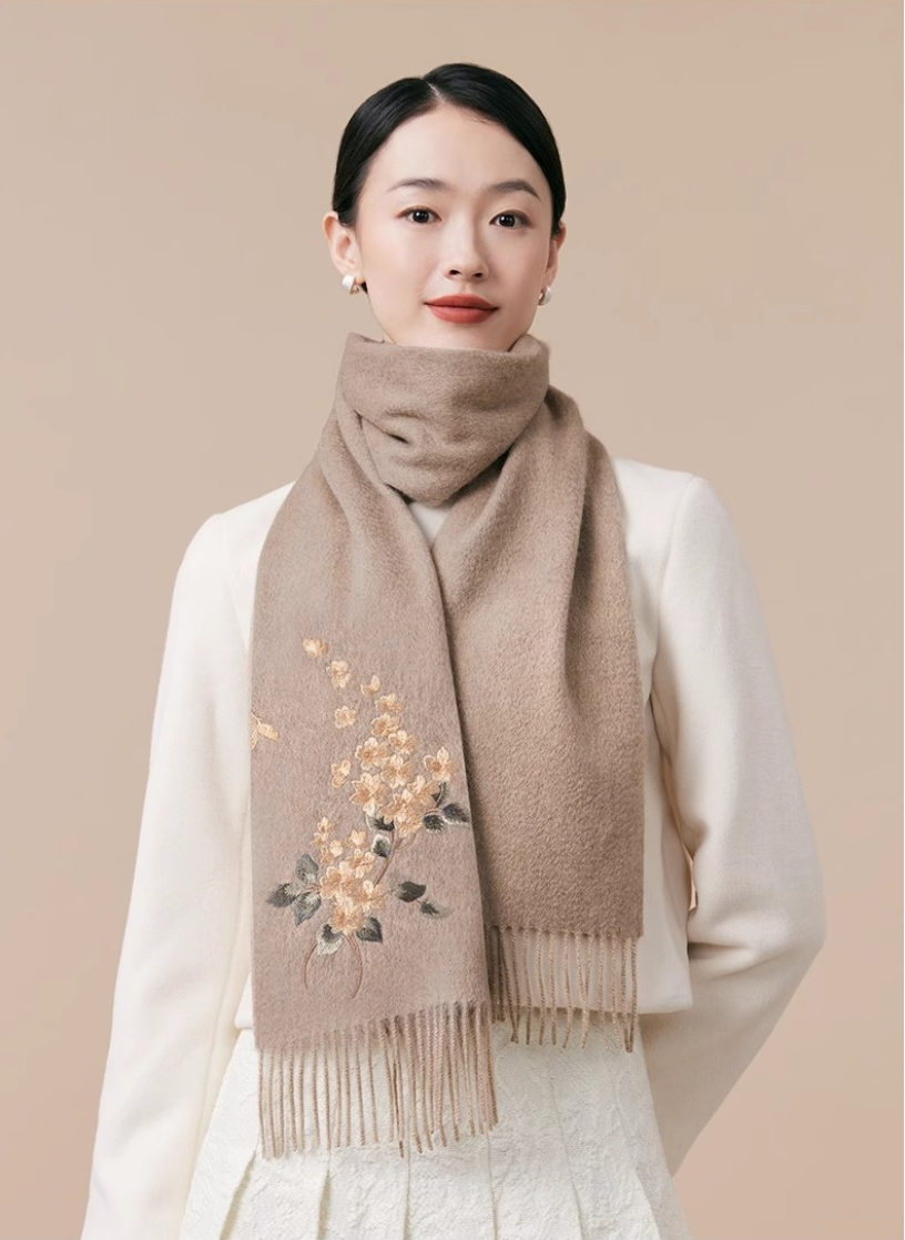 Wool Scarf Women – With Exquisite Floral Embroidery - OESLO