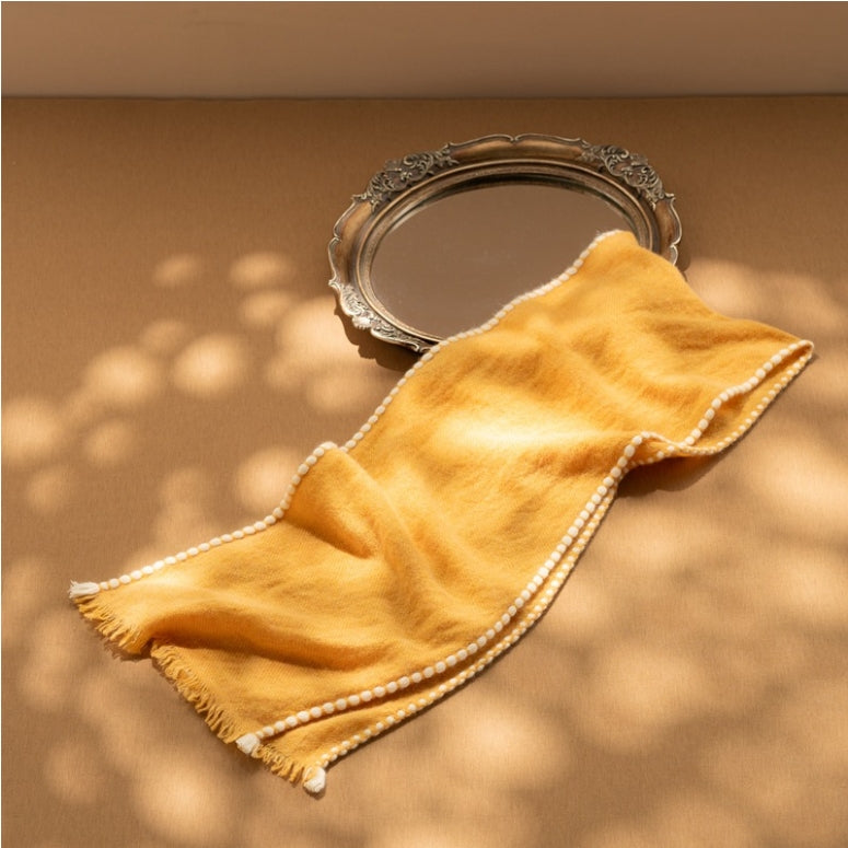 Elegant Cashmere Scarf - OESLO