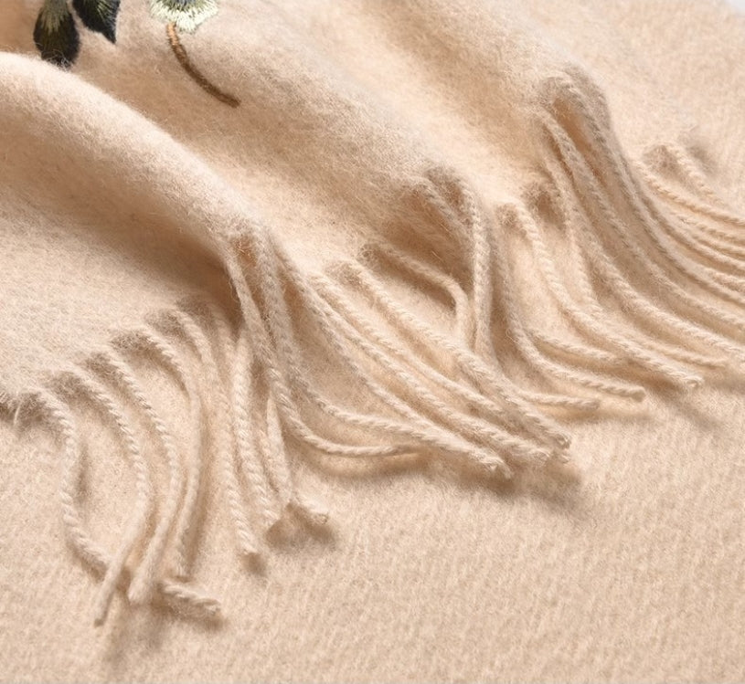 Wool Scarf Women – With Exquisite Floral Embroidery - OESLO