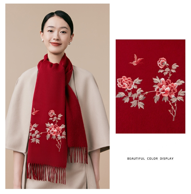 Wool Scarf Women – With Exquisite Floral Embroidery - OESLO