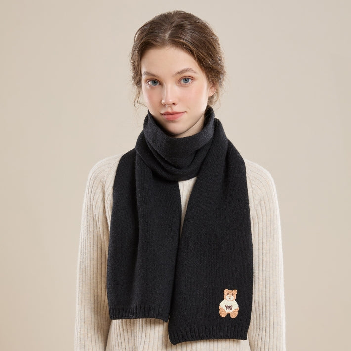 Women's 100% sheep wool scarf with bear pattern, soft and skin-friendly.