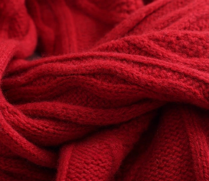 Wool Diamond Cable Knit Scarf – Vintage Texture & Timeless | Multiple Colors OESLO