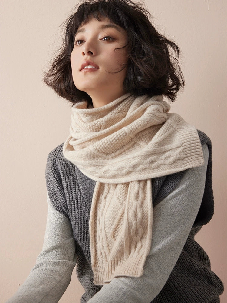 Wool Diamond Cable Knit Scarf – Vintage Texture & Timeless | Multiple Colors OESLO