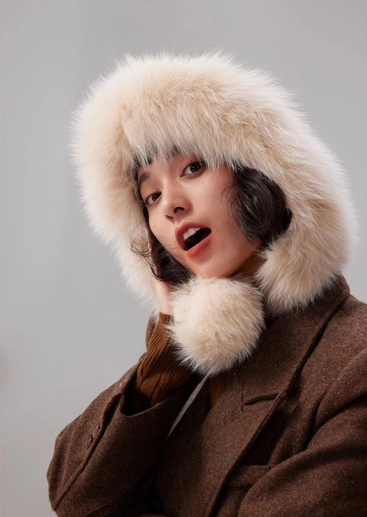 Cashmere Knit Hat with Fox Fur Trim – Cream Beige Elegance
