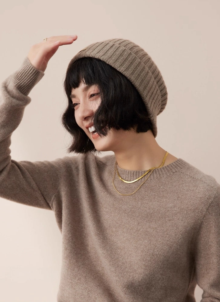 Unisex Cashmere Ribbed Beanie – Stylish & Versatile | Multiple Colors - OESLO