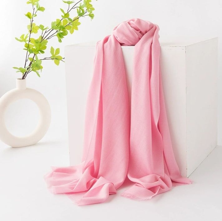 Large Wool Scarf - Stylish Solid Color - OESLO