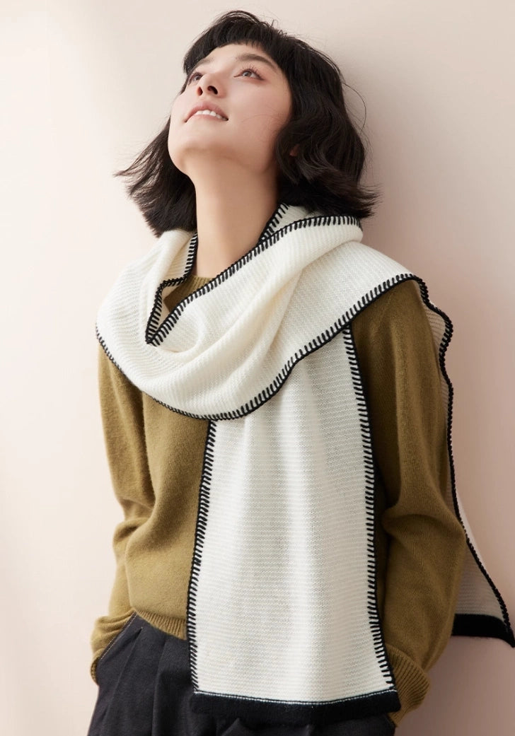 Cashmere Scarf – Minimalist Contrast Edge Design | Black & Ivory - OESLO