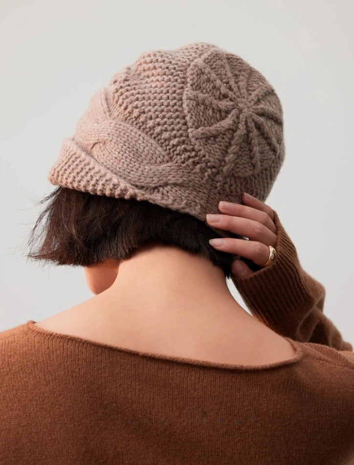 Wool Cable Knit Beanie – Timeless Vintage Warmth | Multiple Colors OESLO