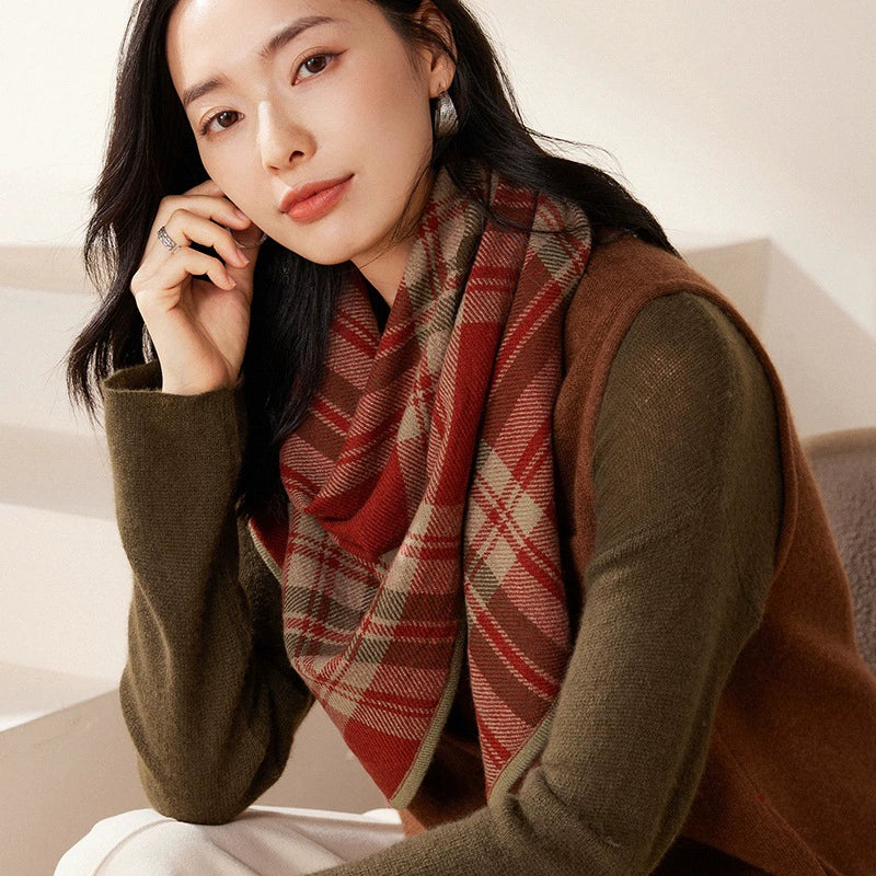 Classic Check Cashmere Triangle Scarf – Retro Chic Shawl | Multiple Colors OESLO