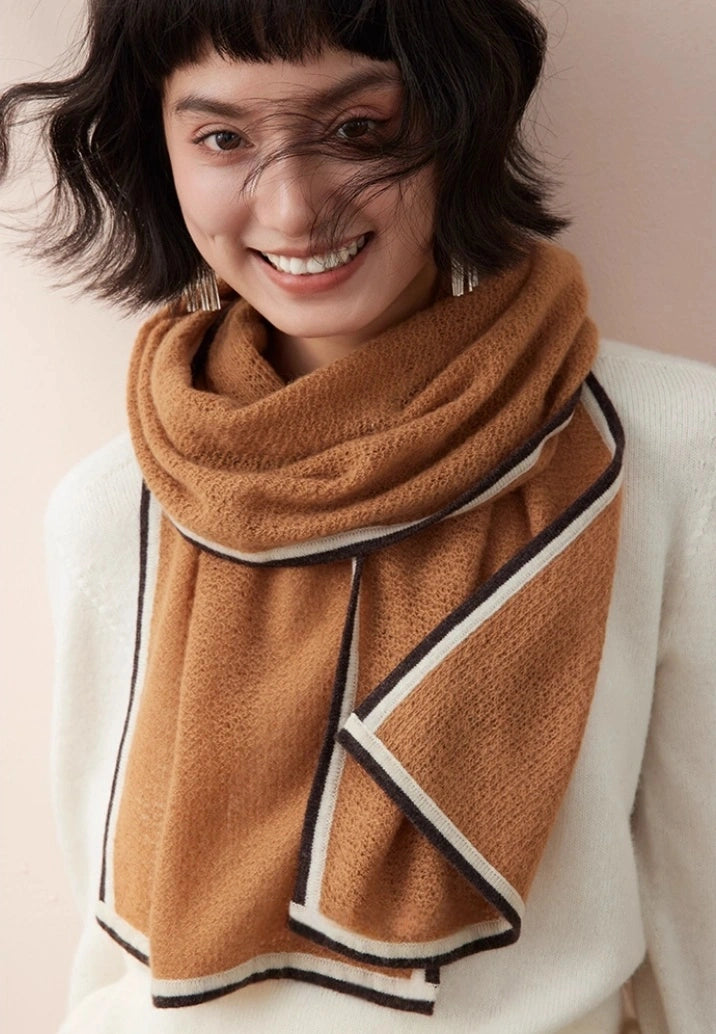 Soft Cashmere Scarf – Contrast Edge Design | Multiple Colors OESLO