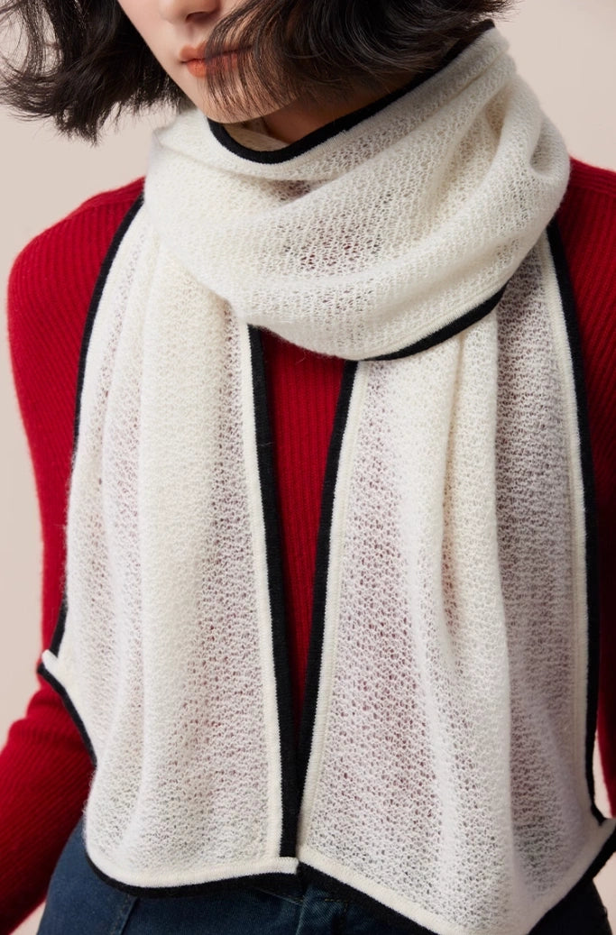 Soft Cashmere Scarf – Contrast Edge Design | Multiple Colors