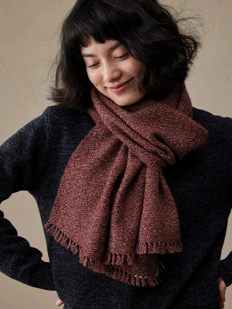 100% Cashmere Scarf – Vintage Texture | Moss Green & Rosewood Red - OESLO