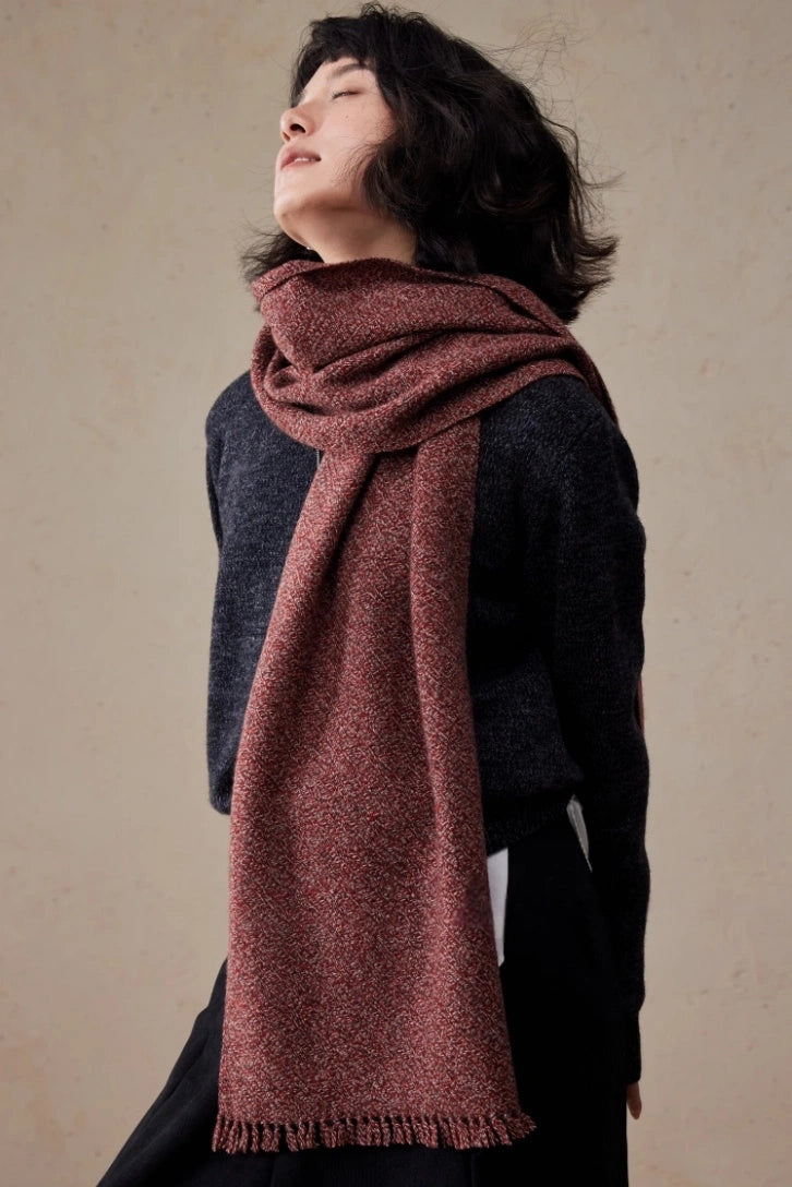 100% Cashmere Scarf – Vintage Texture | Moss Green & Rosewood Red - OESLO