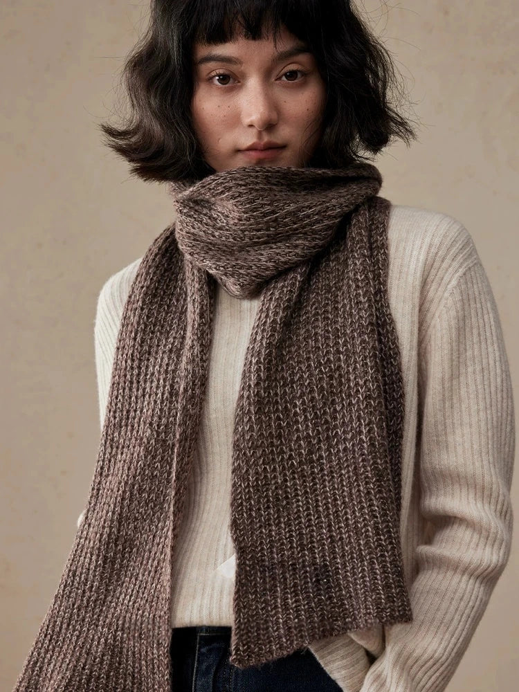 Minimalist Knit Winter Scarf for Women | Soft Wool Blend, Multiple Colors - OESLO