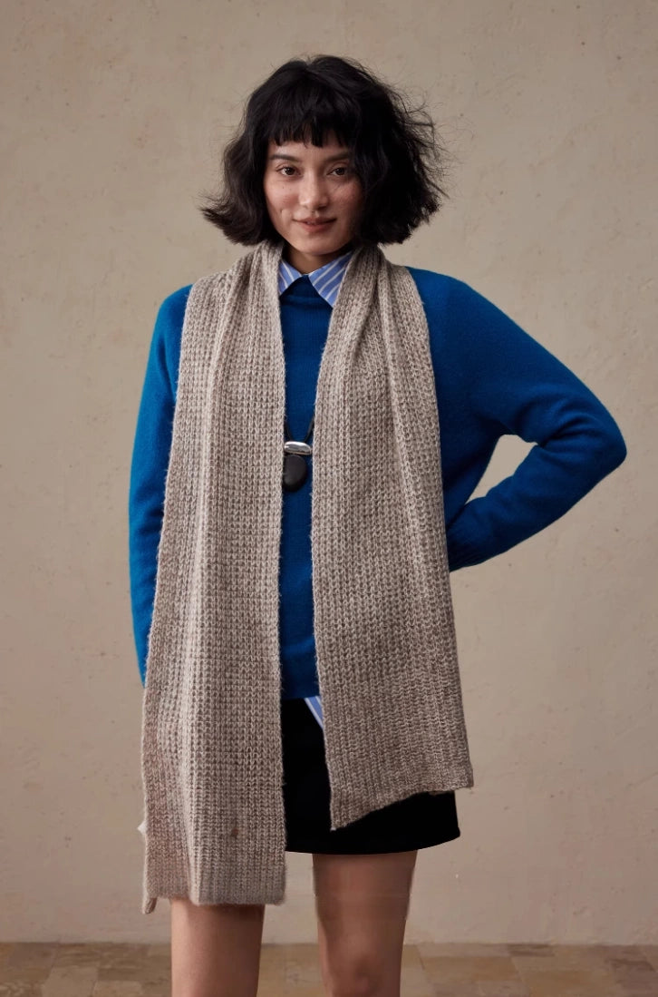 Minimalist Knit Winter Scarf for Women | Soft Wool Blend, Multiple Colors - OESLO