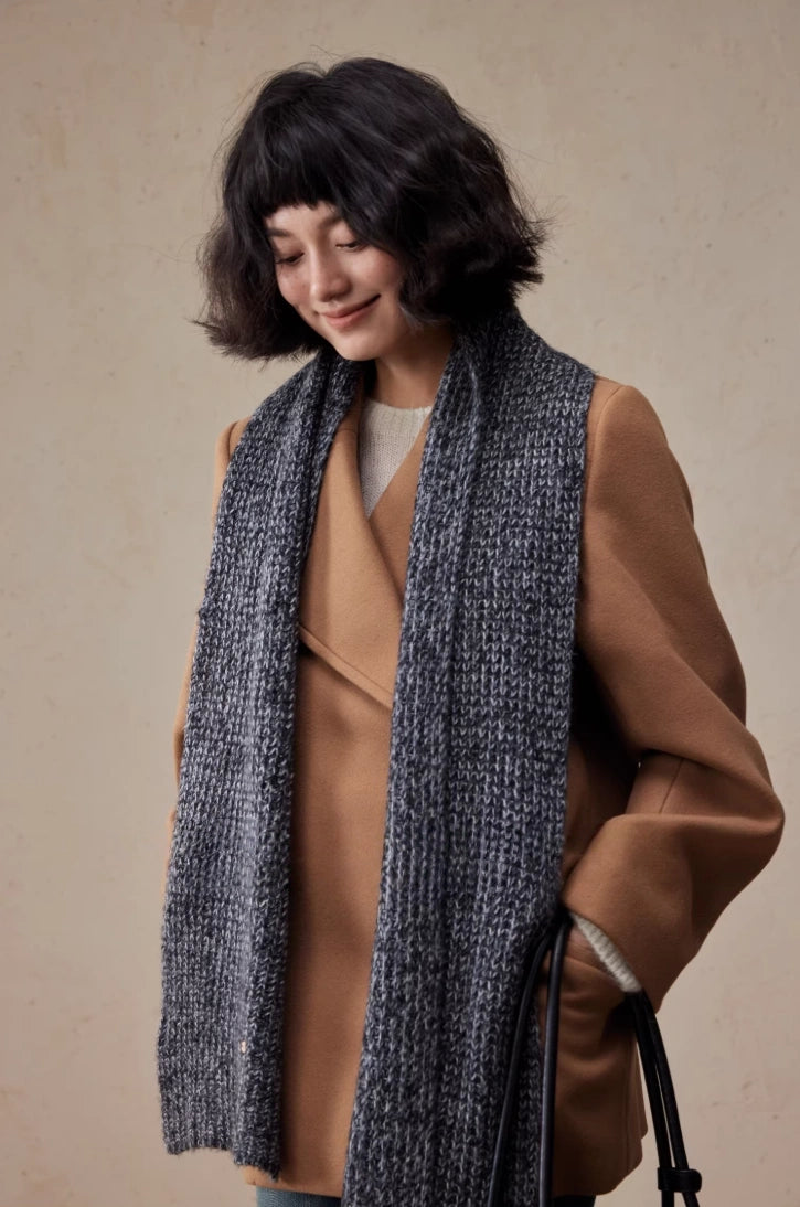 Minimalist Knit Winter Scarf for Women | Soft Wool Blend, Multiple Colors - OESLO