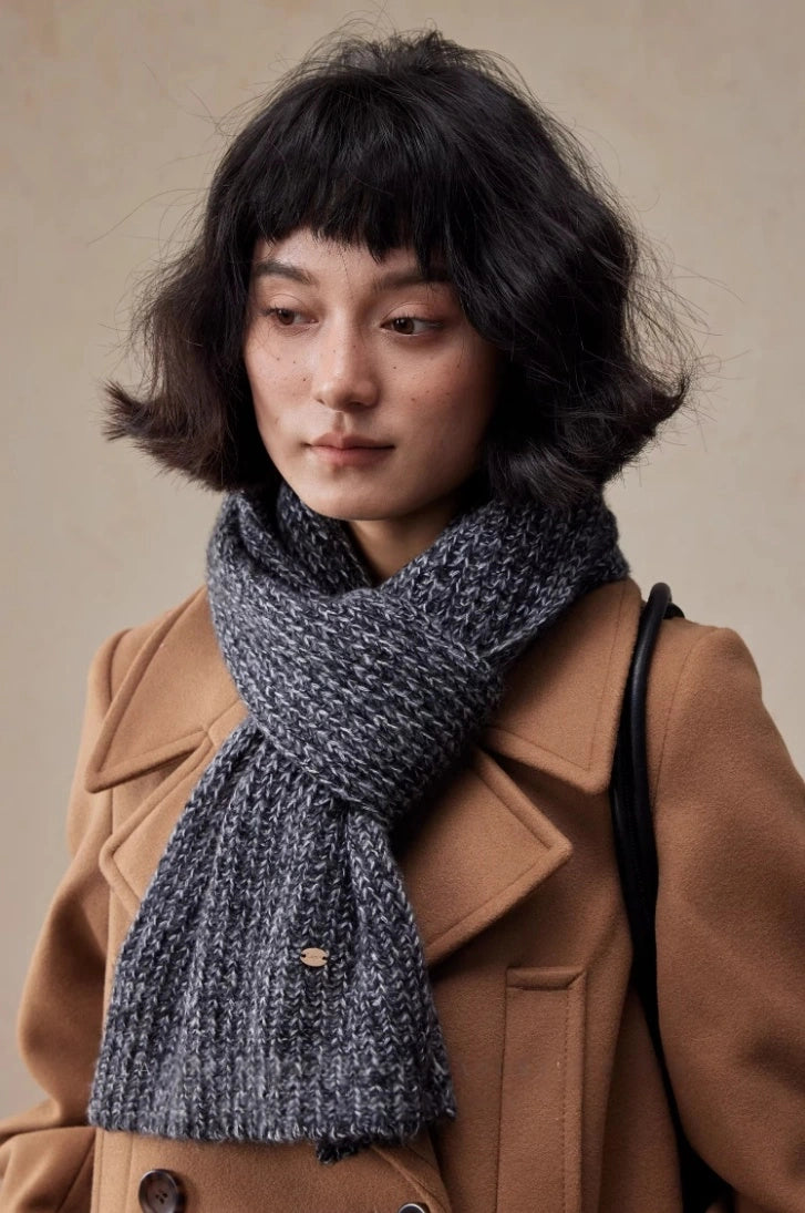 Minimalist Knit Winter Scarf for Women | Soft Wool Blend, Multiple Colors - OESLO