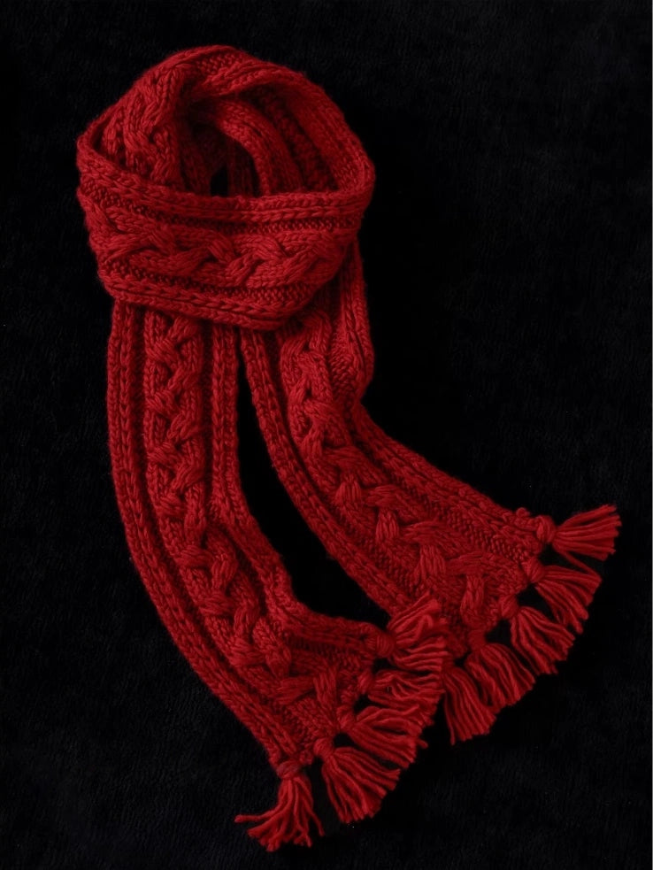 Vintage Cable Knit Skinny Winter Scarf in Cream & Red - OESLO