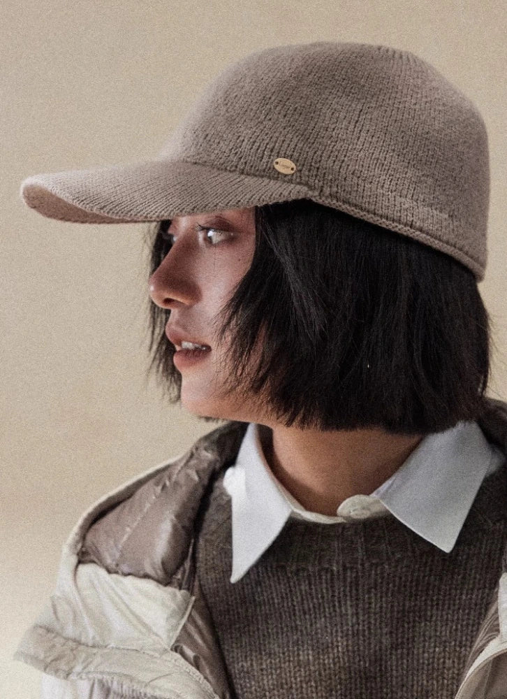 Knitted Baseball Cap for Women | Multiple Colors - OESLO
