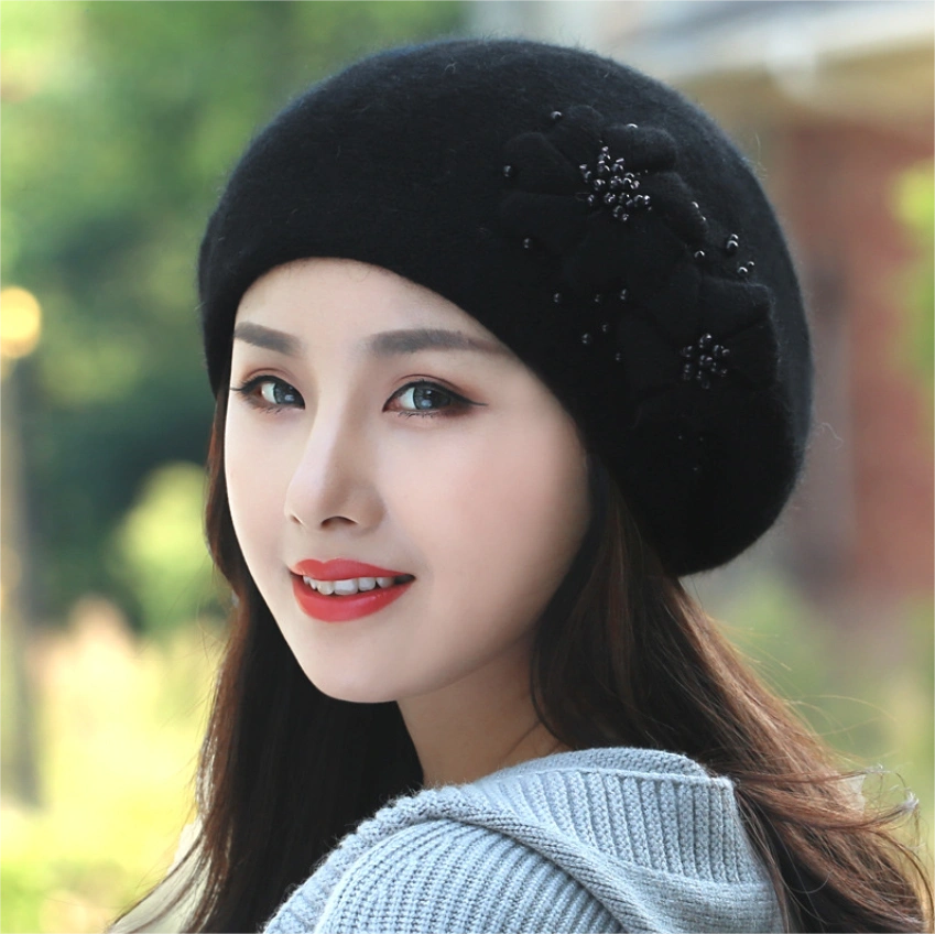Women's Beret - With Floral Decoration and Beading - OESLO