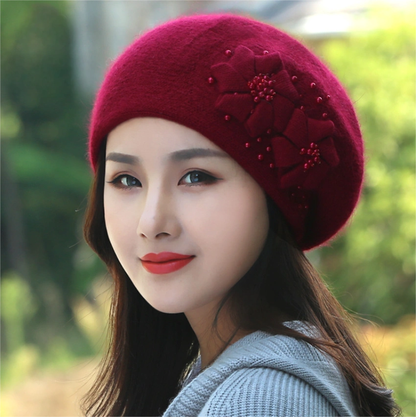 Women's Beret - With Floral Decoration and Beading - OESLO