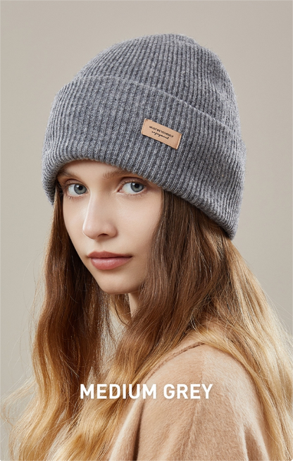 Wool Knit Beanie – Warm and Minimalist Winter Hat - OESLO