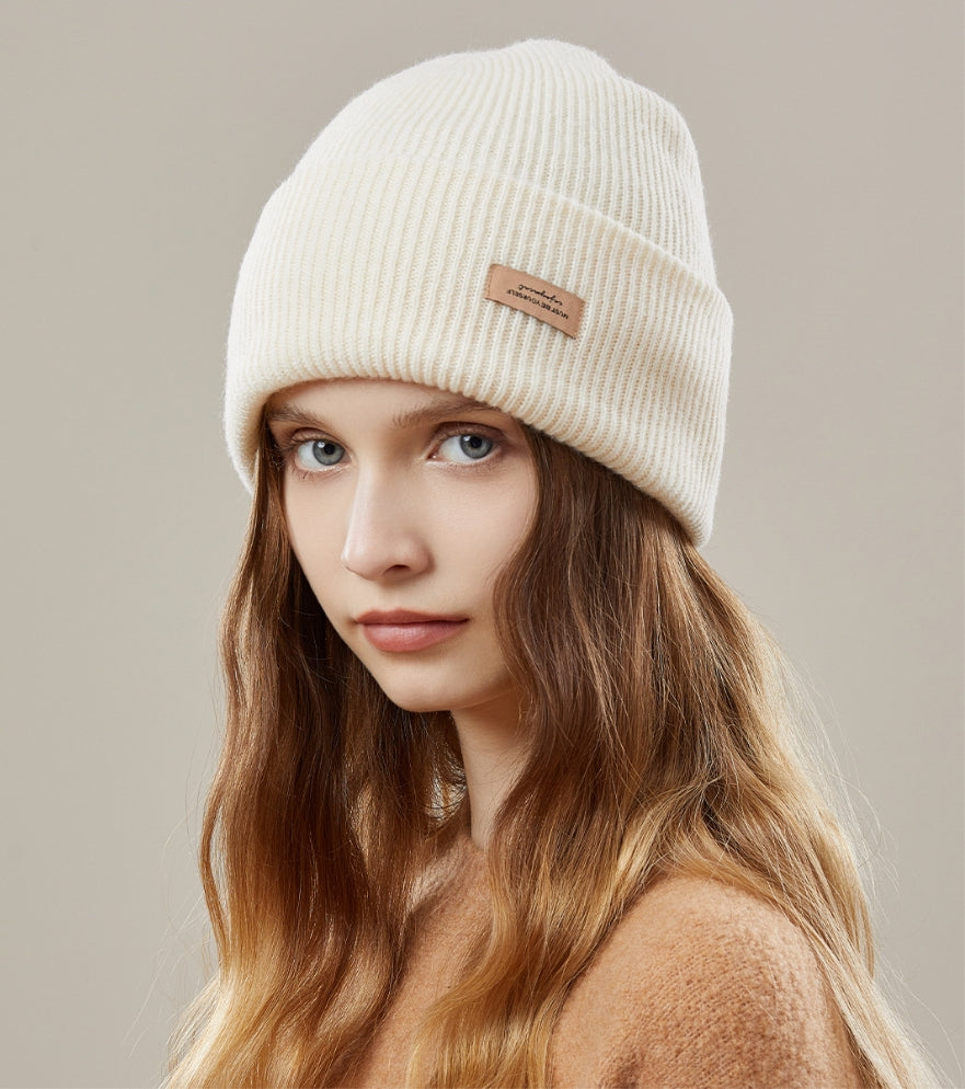 Wool Knit Beanie – Warm and Minimalist Winter Hat - OESLO