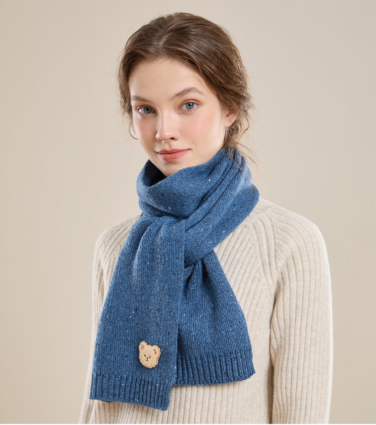 Knitted Scarf – With Cute Bear Patch - OESLO