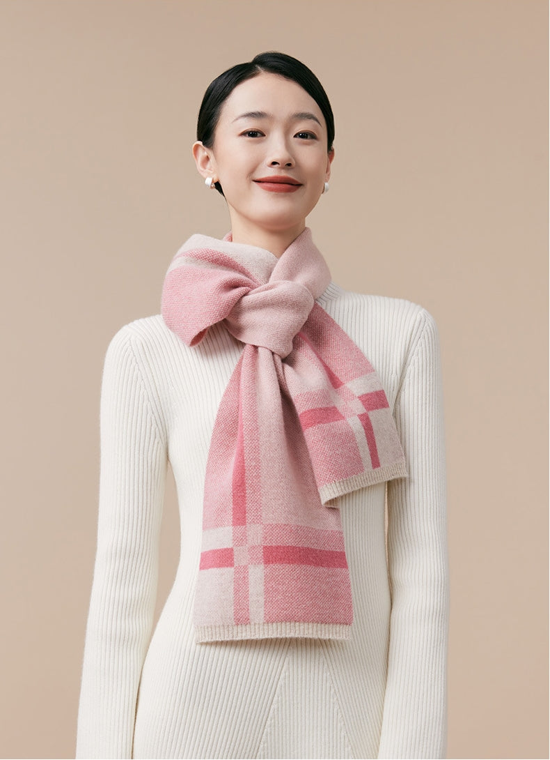 Wool Scarf Women – Lightweight and Warm Plaid Pattern - OESLO