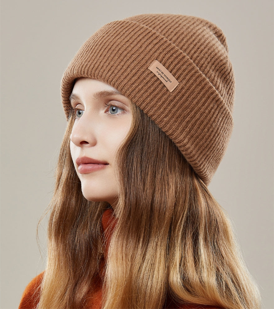 Wool Knit Beanie – Warm and Minimalist Winter Hat - OESLO