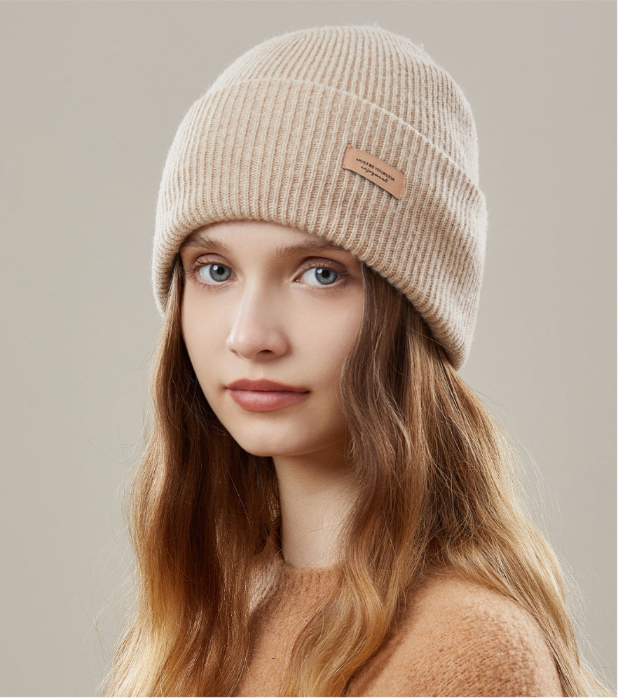 Wool Knit Beanie – Warm and Minimalist Winter Hat - OESLO