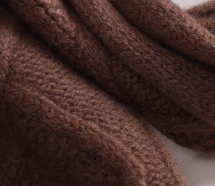 Wool Diamond Cable Knit Scarf – Vintage Texture & Timeless | Multiple Colors