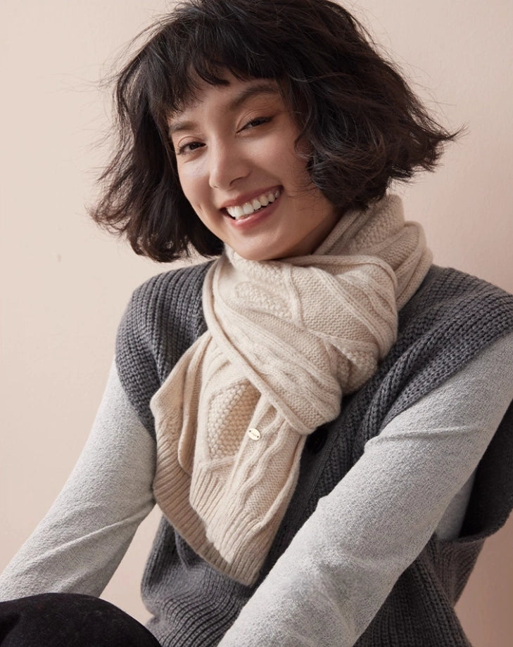 Wool Diamond Cable Knit Scarf – Vintage Texture & Timeless | Multiple Colors