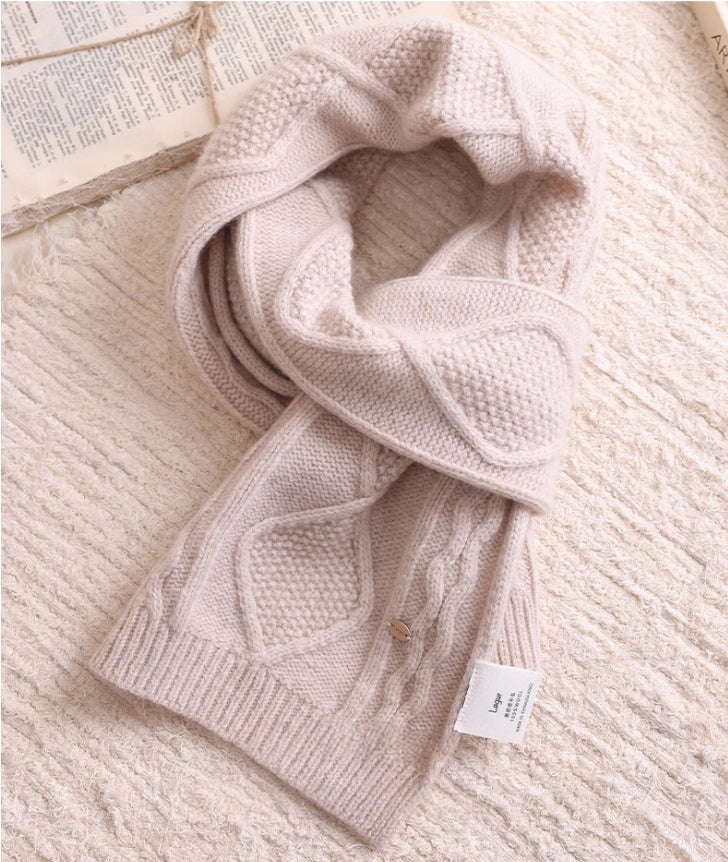 Wool Diamond Cable Knit Scarf – Vintage Texture & Timeless | Multiple Colors