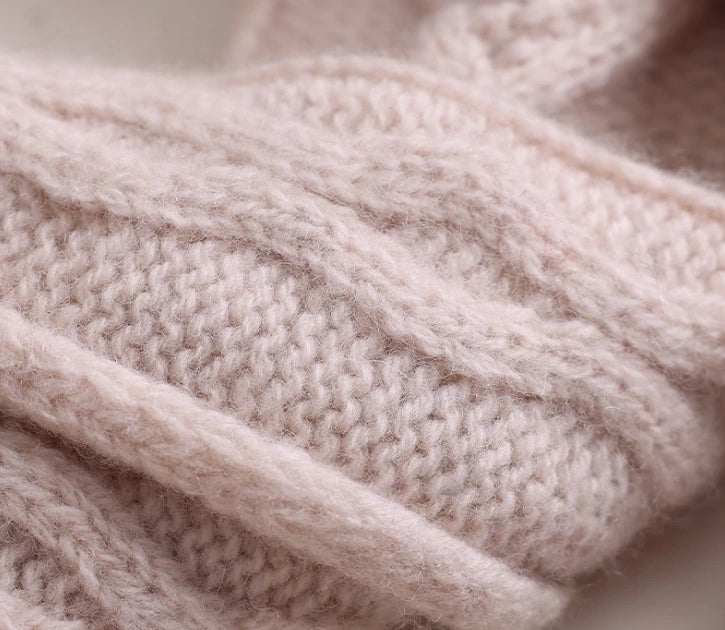 Wool Diamond Cable Knit Scarf – Vintage Texture & Timeless | Multiple Colors