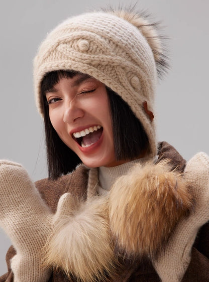Cashmere Knit Hat with Ear Flaps – Vintage Beige & Taupe Brown OESLO