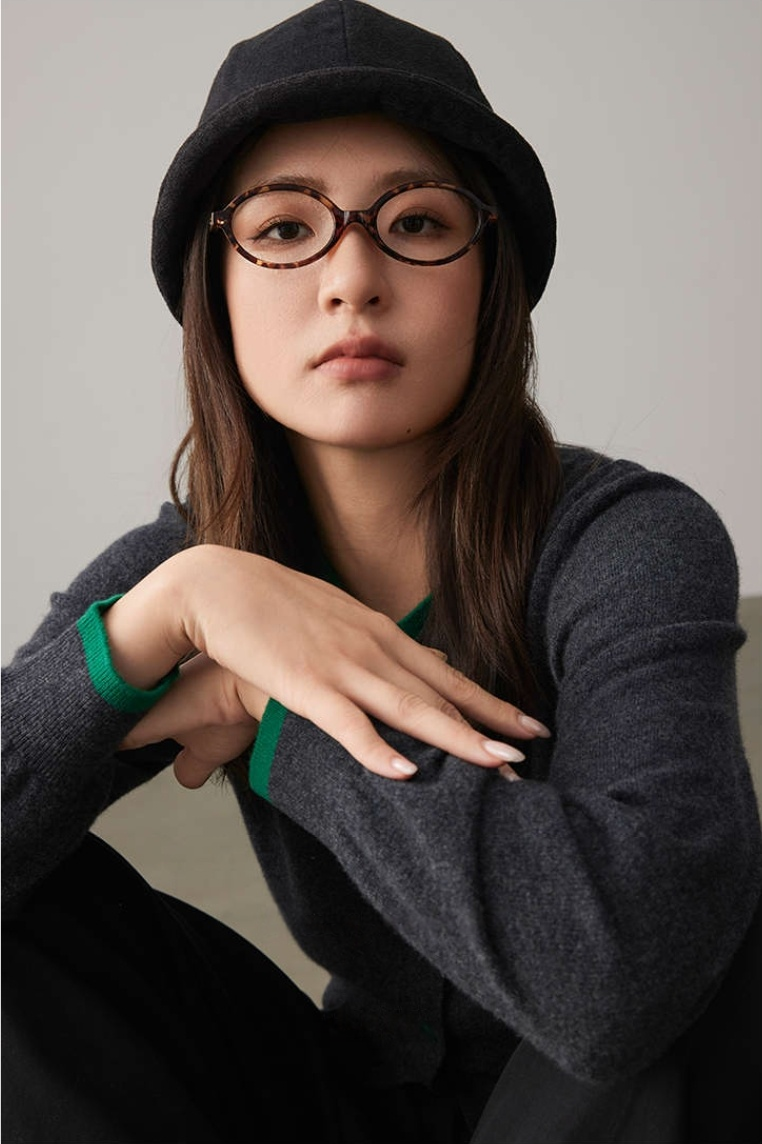 Corduroy Fuzzy Bucket Hat – Vintage Style Warm Cap for Women - OESLO