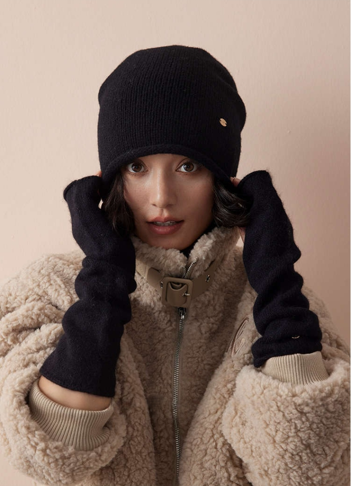 Cozy Knitted Hat  - 100% Wool Knit Hat (Multiple Colors) - AOA Fashion Accessories