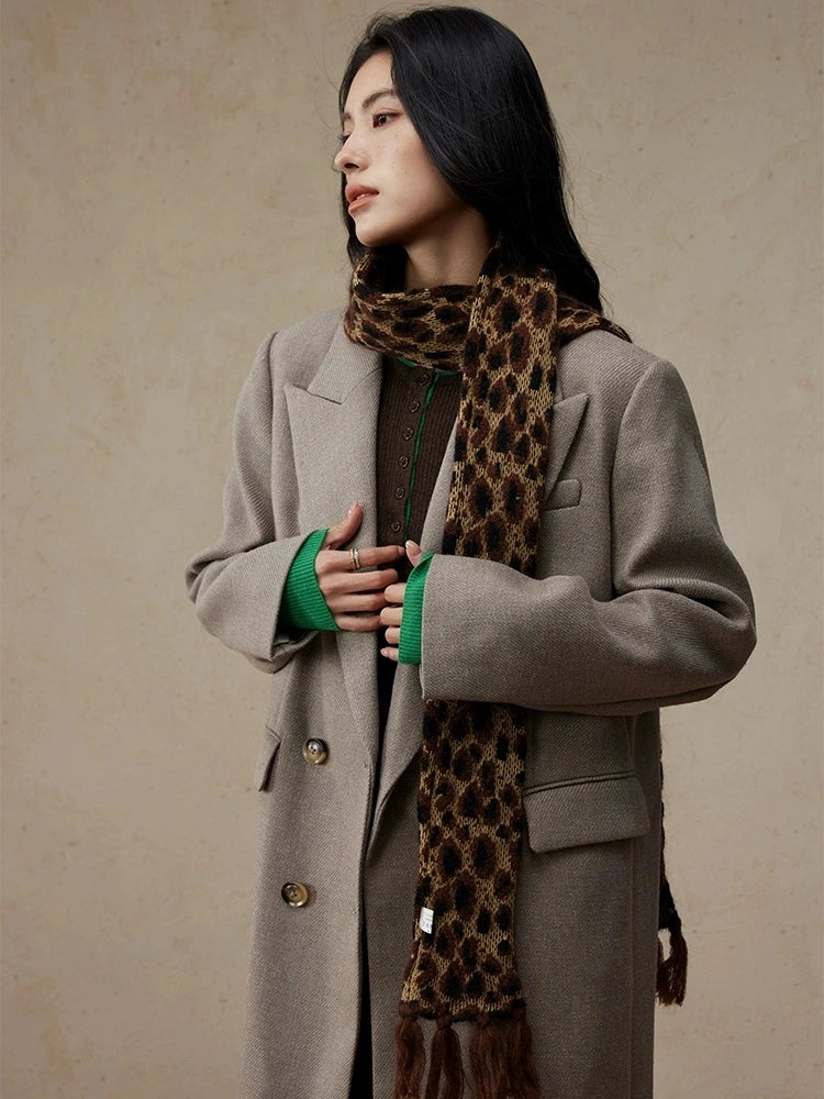 Leopard Knit Scarf – Classic Vintage Style in Coffee Brown & Pink