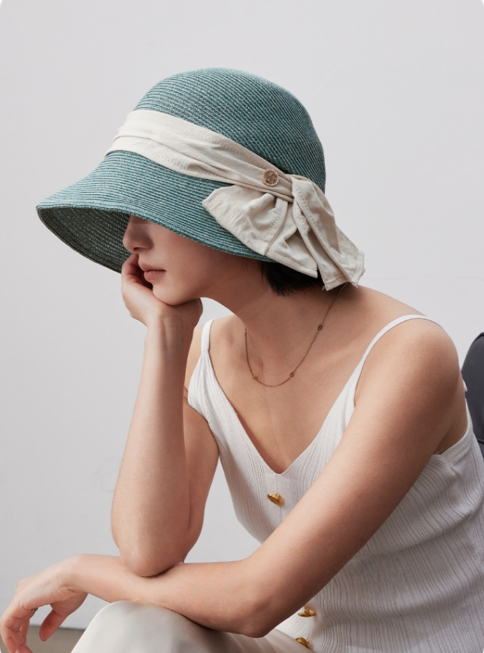 Women's Fashion Large Eaves Sunscreen Straw Hat - AOA Fashion Accessories