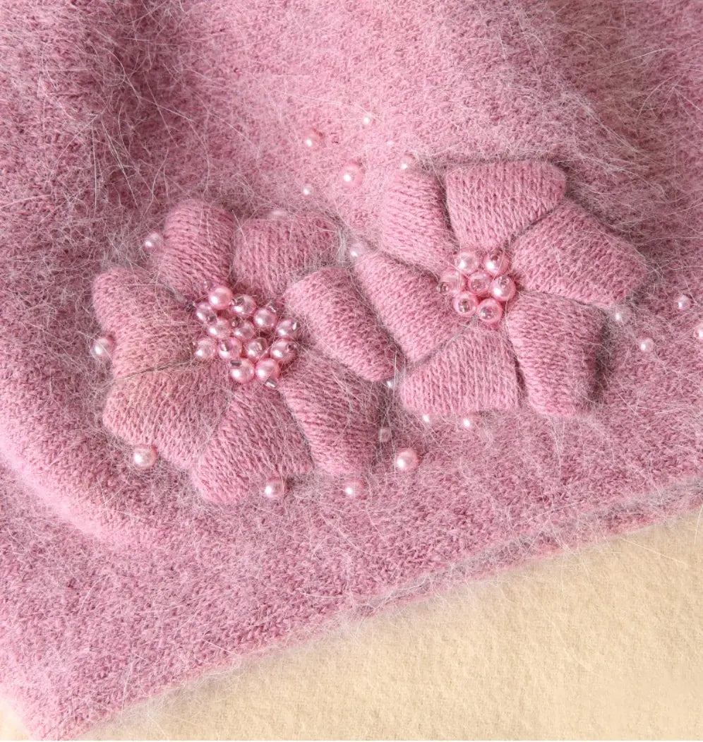 Women's Beret - With Floral Decoration and Beading